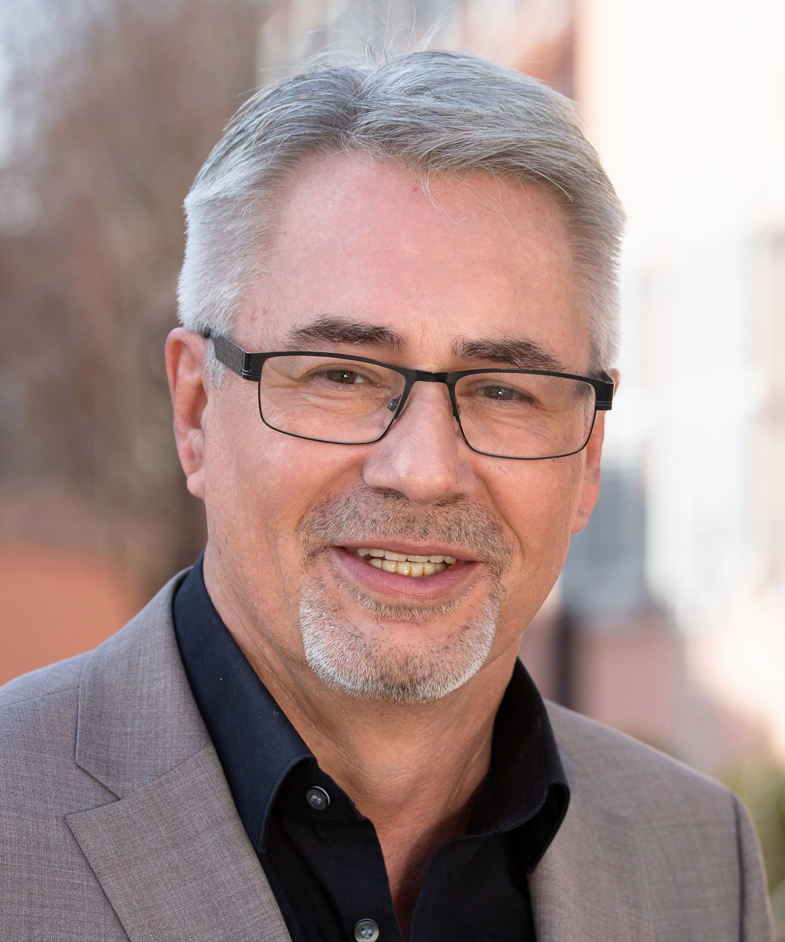  Volker Engelfried